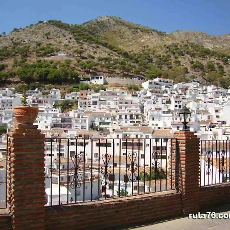 Piso Vacacional, Pueblo *